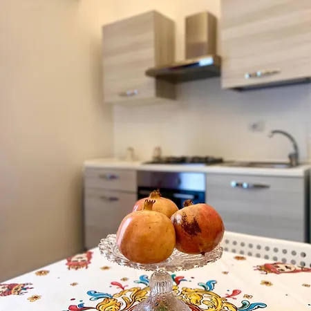 Vicolo 25 *